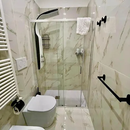 Roomsovama 3* Pescara